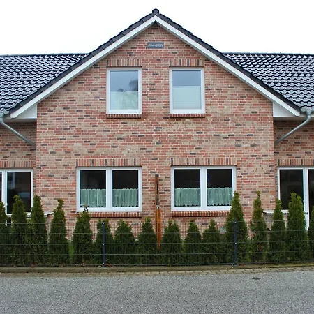 Dana Holiday home Groemitz